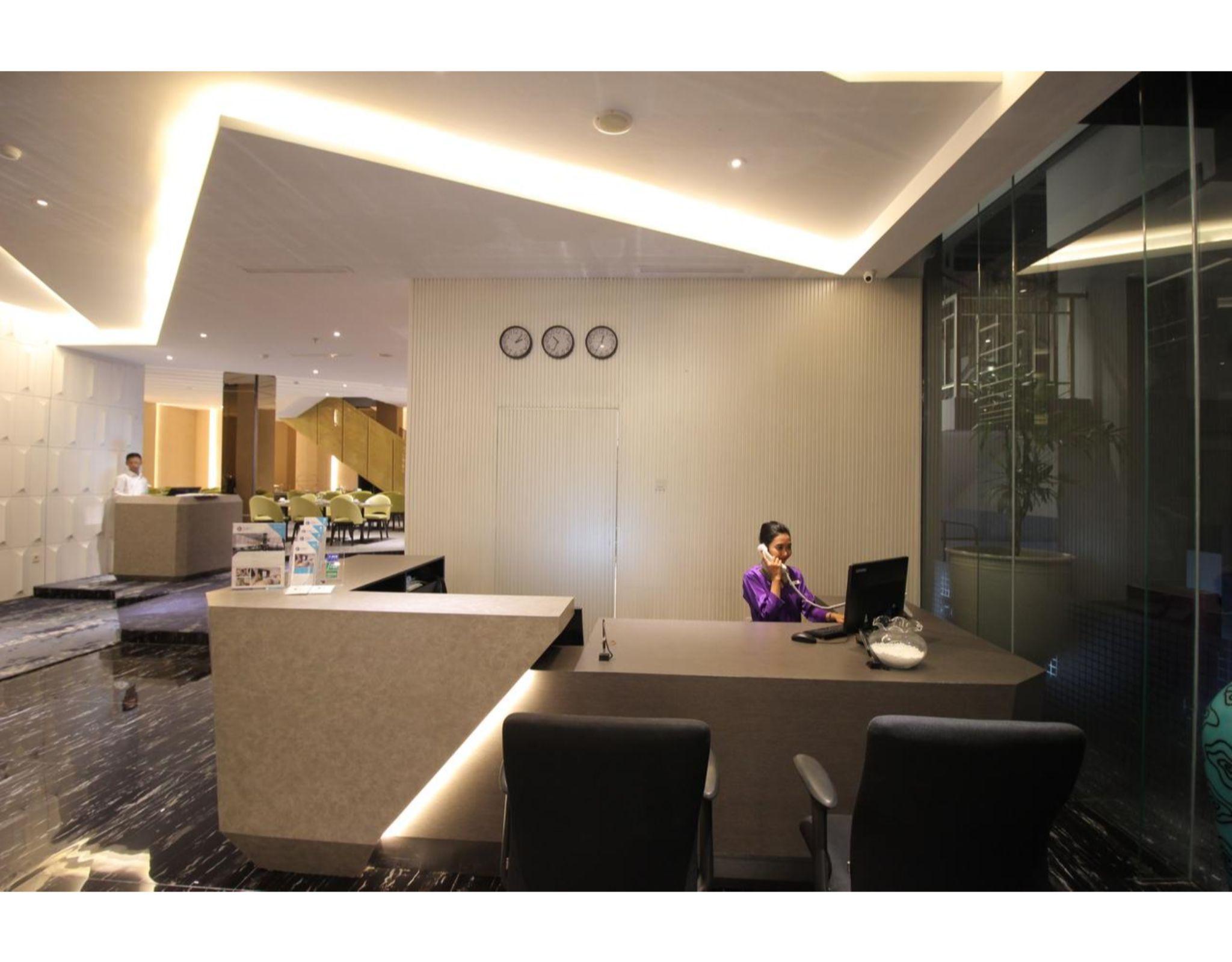 Forriz Hotel Джокякарта Екстериор снимка