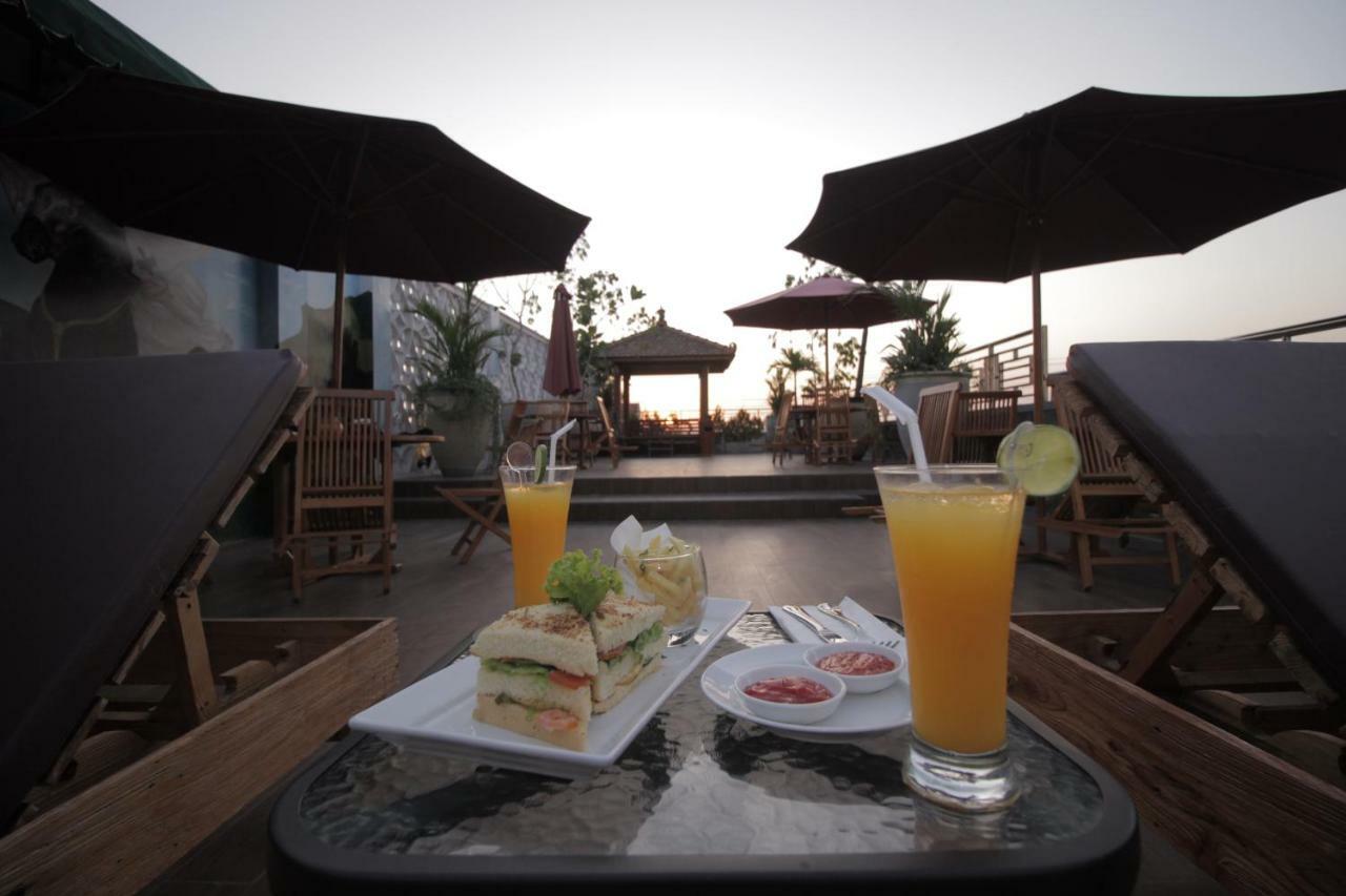 Forriz Hotel Джокякарта Екстериор снимка